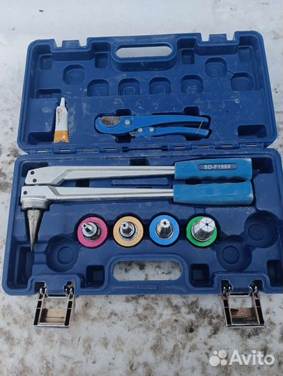 Прокат ручного инструмента uponor