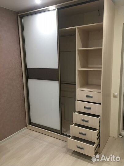 Черный шкаф