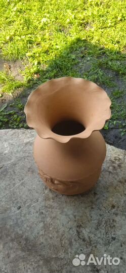 Глиняная ваза