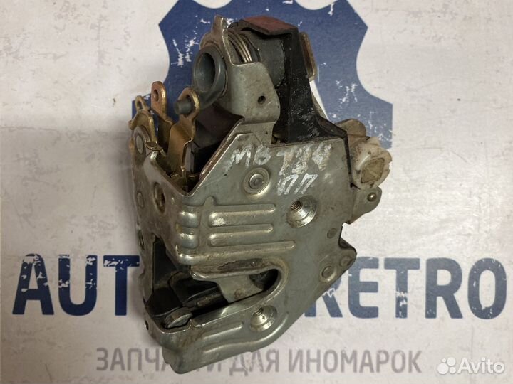 Замок двери передний правый Mercedes A1247202435