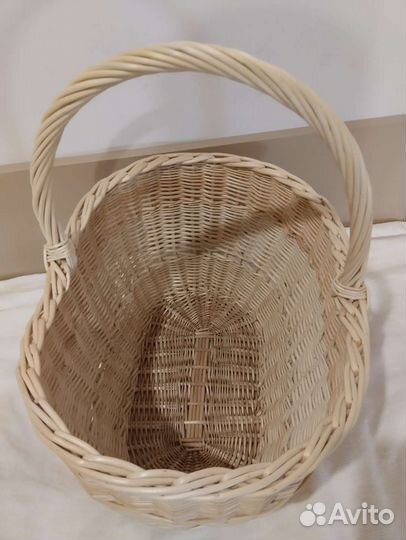 Корзина плетеная большая