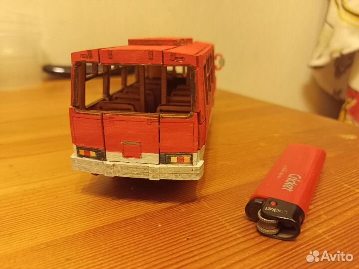 Деревянная модель 1/43 автобуса паз 3205