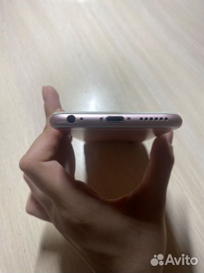 iPhone 6S, 64 ГБ