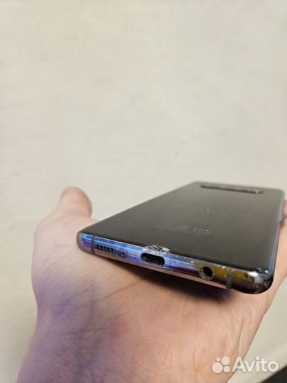 Samsung Galaxy S10+, 8/128 ГБ