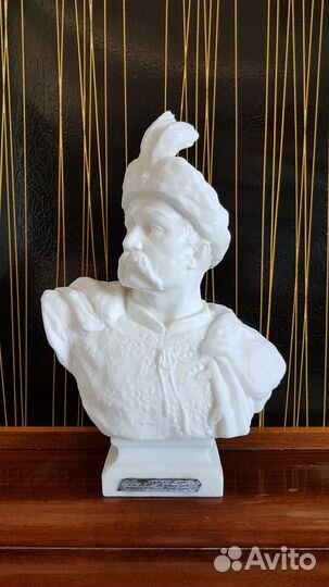 Шикарный Бюст Хмельницкий Богдан Михайлович