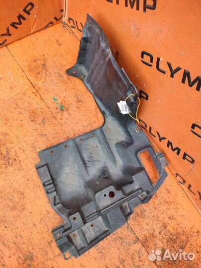 Защита двс левая Toyota Wish ZNE10 1ZZ-FE 2004