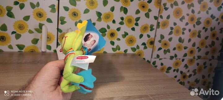 Tiny love погремушка. Frankie Frog