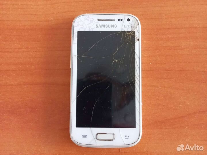 Телефон Samsung