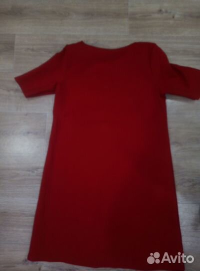 Продам платья 44 размер