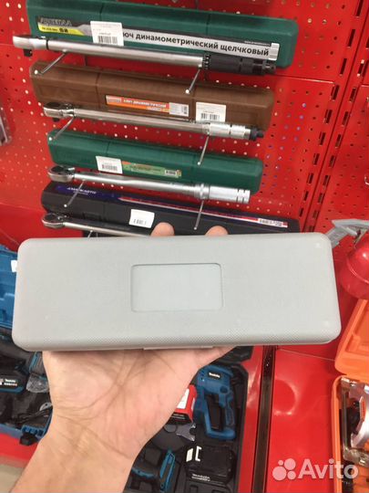 Отвертка ударная (6 насадок) - бит 8мм 