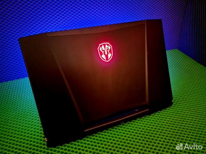 Ноутбук i7-6700 на GTX 1060 6Gb