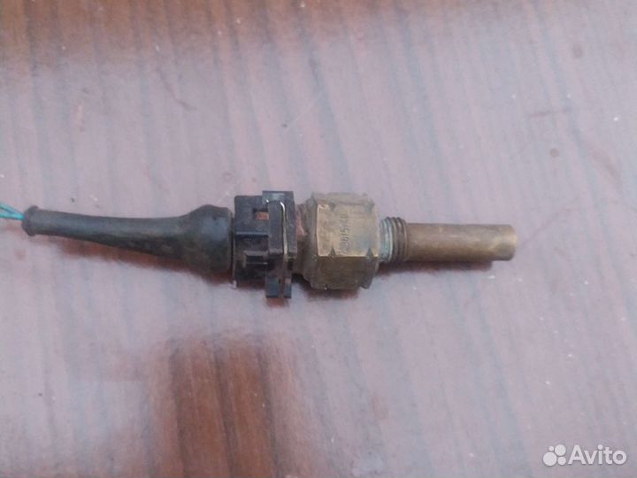 Датчик температуры охлаждающей жидкости