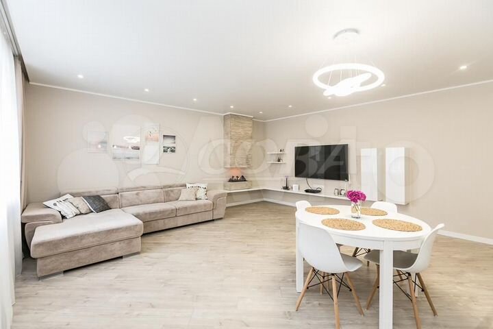 4-к. квартира, 131 м², 6/9 эт.