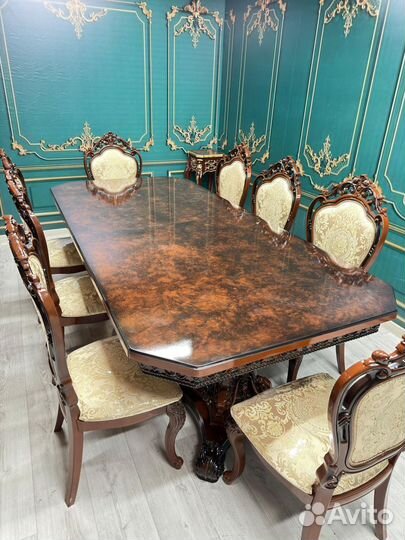 Стол в наличии