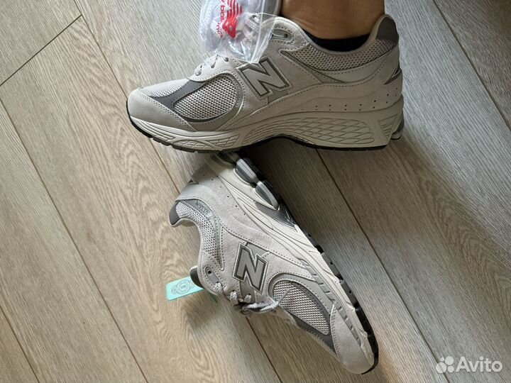 Кроссовки new balance 2002r