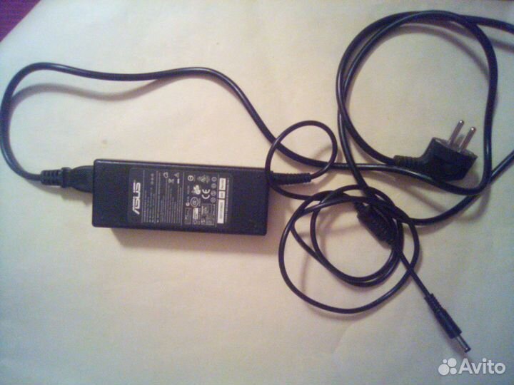 Адаптер для ноутбука