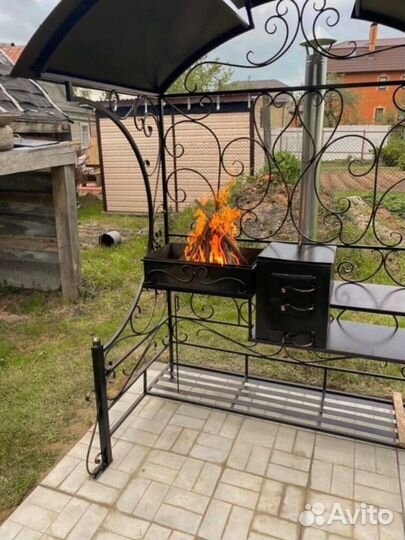 Мангал кованый с крышей