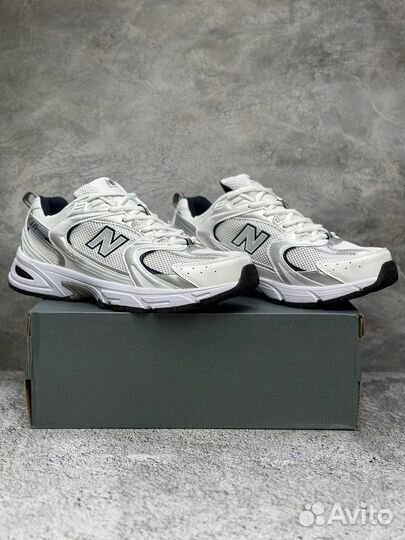 Кроссовки New Balance 530 великаны