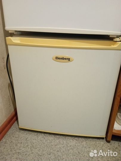 Холодильник бу маленький