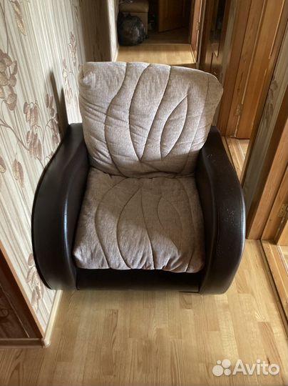 Диван и кресло