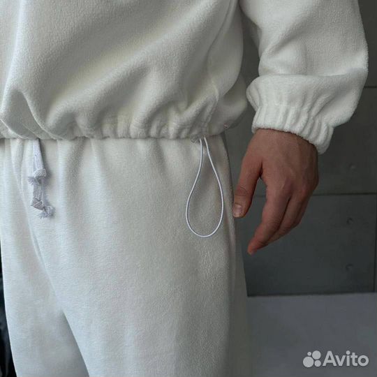 Парные спортивные костюмы