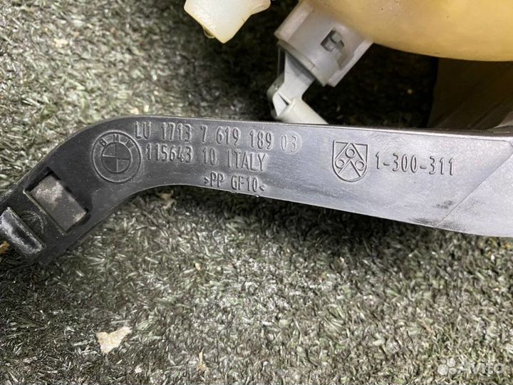 Бачок расширительный на BMW 5-Series, F10, F11