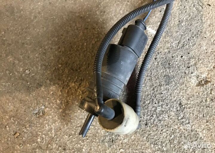 Моторчик бачка омывателя Audi A4 B6