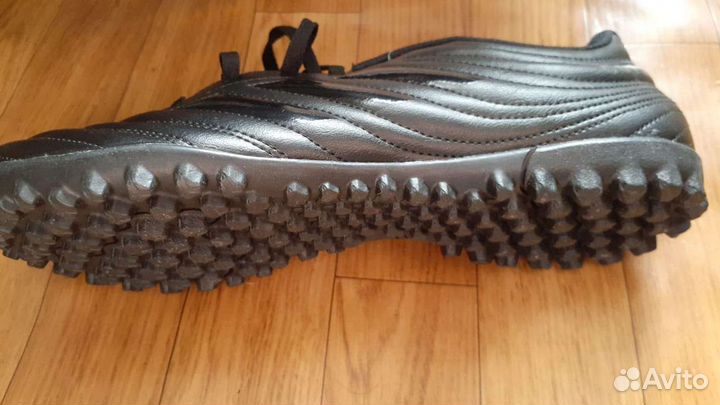 Новые бутсы adidas