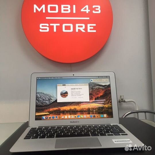 Ноутбук Apple MacBook Air 11’’ 2012 4/64 i5 Silver