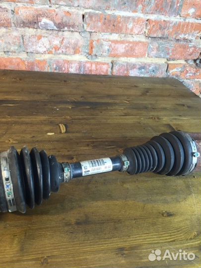 Привод передний левый Bmw X1 E84 N20B20 2012