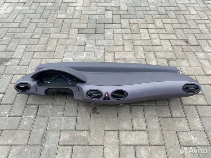 Панель передняя салона (торпедо) Mercedes-Benz A W