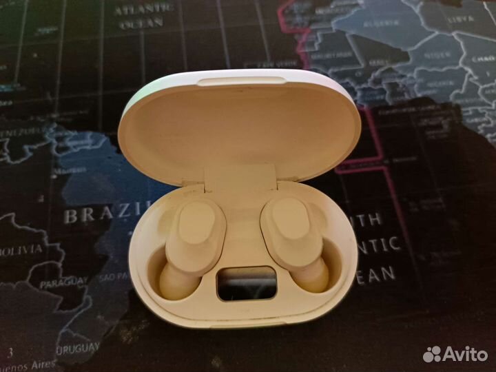 Беспроводные наушники lenovo