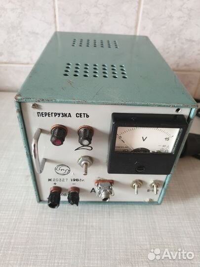 Блок питания лабораторный СССР
