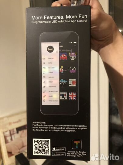 Колонка портативная Bluetooth Divoom с внешним экр