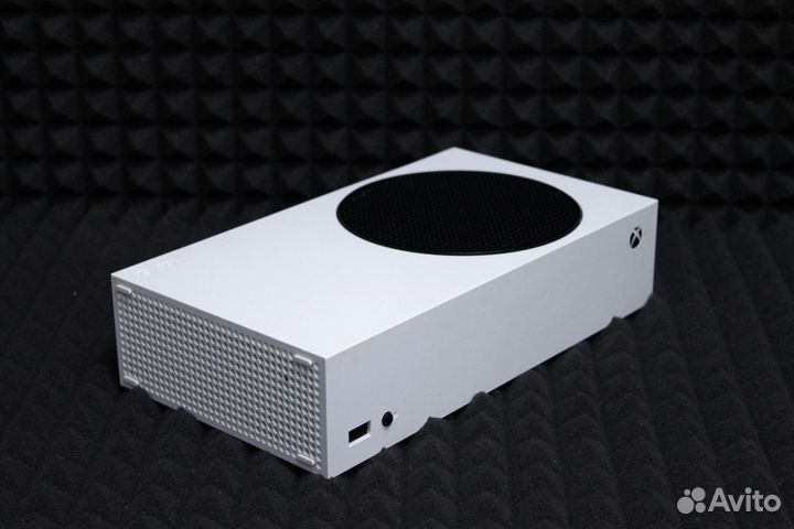 Игровая приставка Xbox Series S