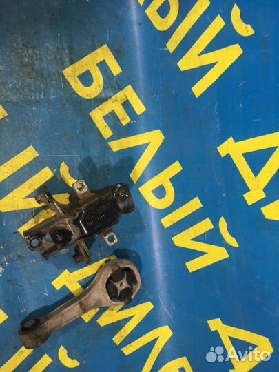 Опора двс кпп Volkswagen Polo sed Rus