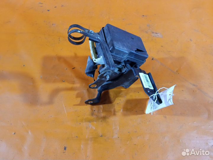 Блок ABS Toyota Opa ZCT10