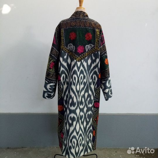 Узбекский халат из сюзане и иката. Кимоно. CHT023
