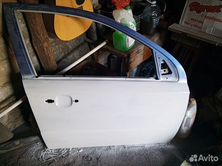 Дверь на chevrolet aveo 2007 год, седан