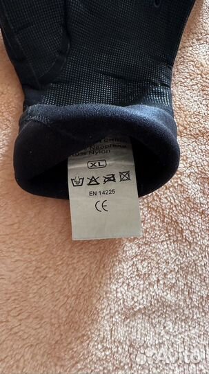 Перчатки для подводной охоты