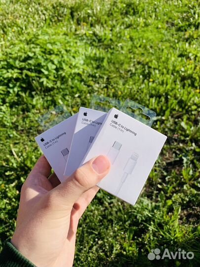 Зарядка на iPhone