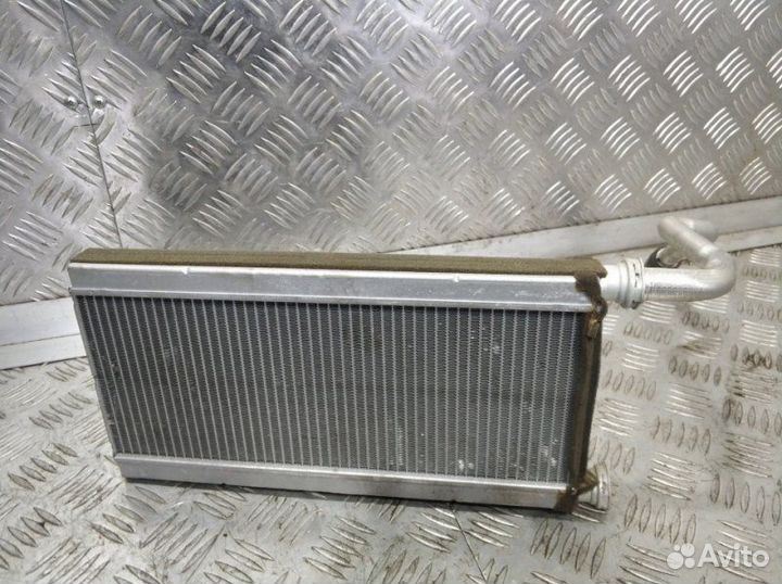 Радиатор отопителя Cadillac Srx LY7 2004