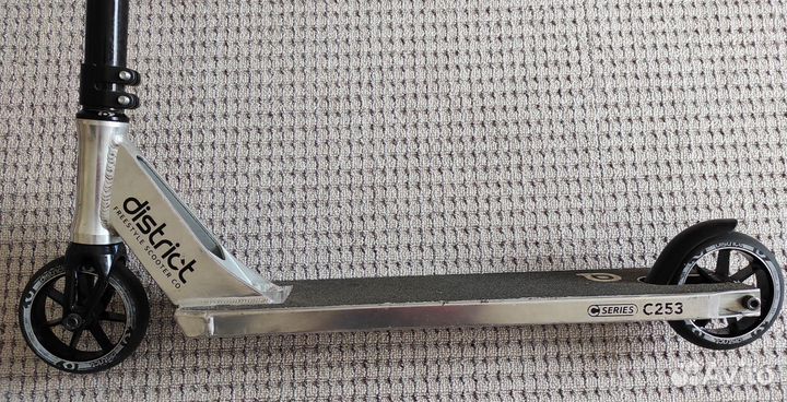 Самокат District C253