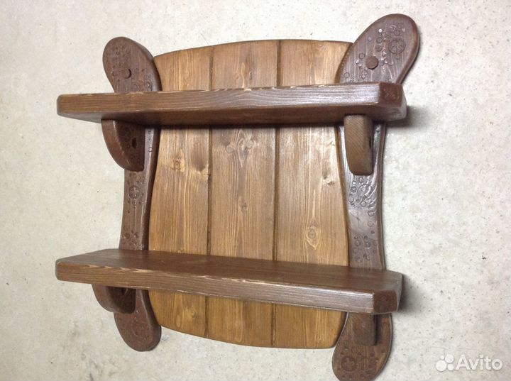 Полка навесная в деревенском стиле