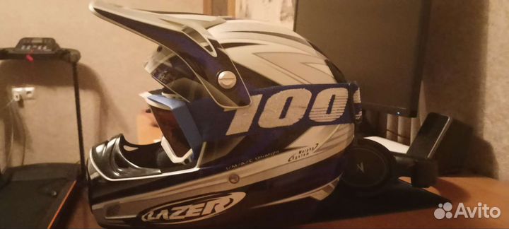 Кроссовый шлем