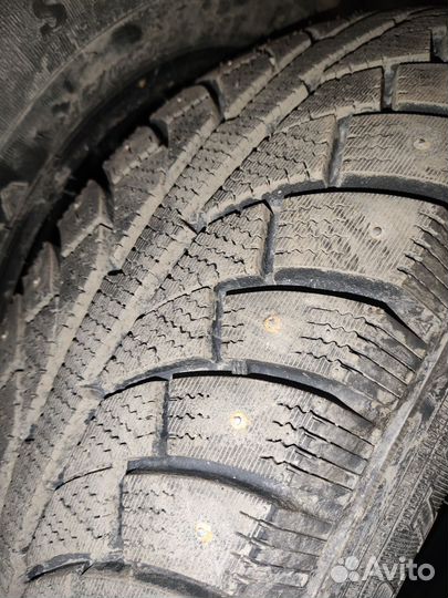 Goodride SW 606 215/65 R16