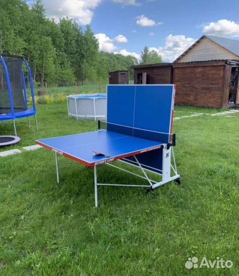 Теннисный стол