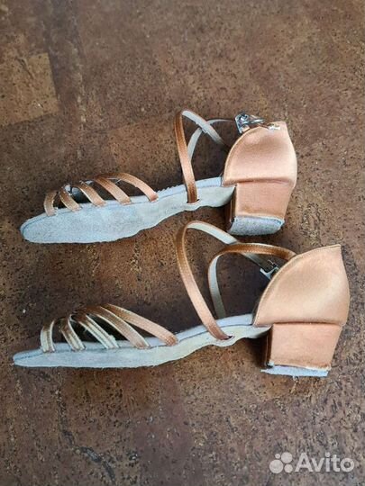 Рейтинговые туфли 36р. для бальных танцев