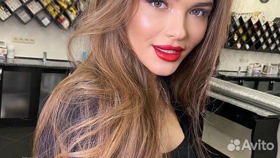 Визажист бровист