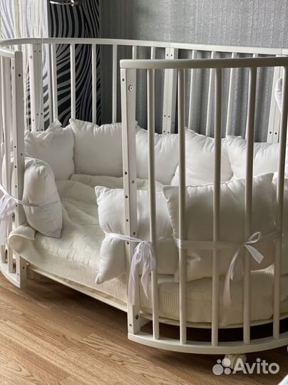 Кроватка с маятником круглая/овальная трансформер